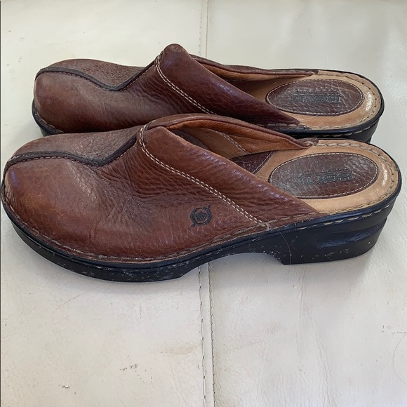 Born brown slip on shoes - Picture 3 of 5